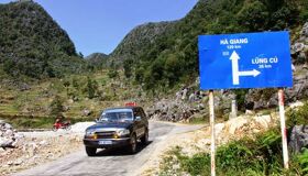 Conquer the Ha Giang Loop with Vietnam Tours self-drive freedom